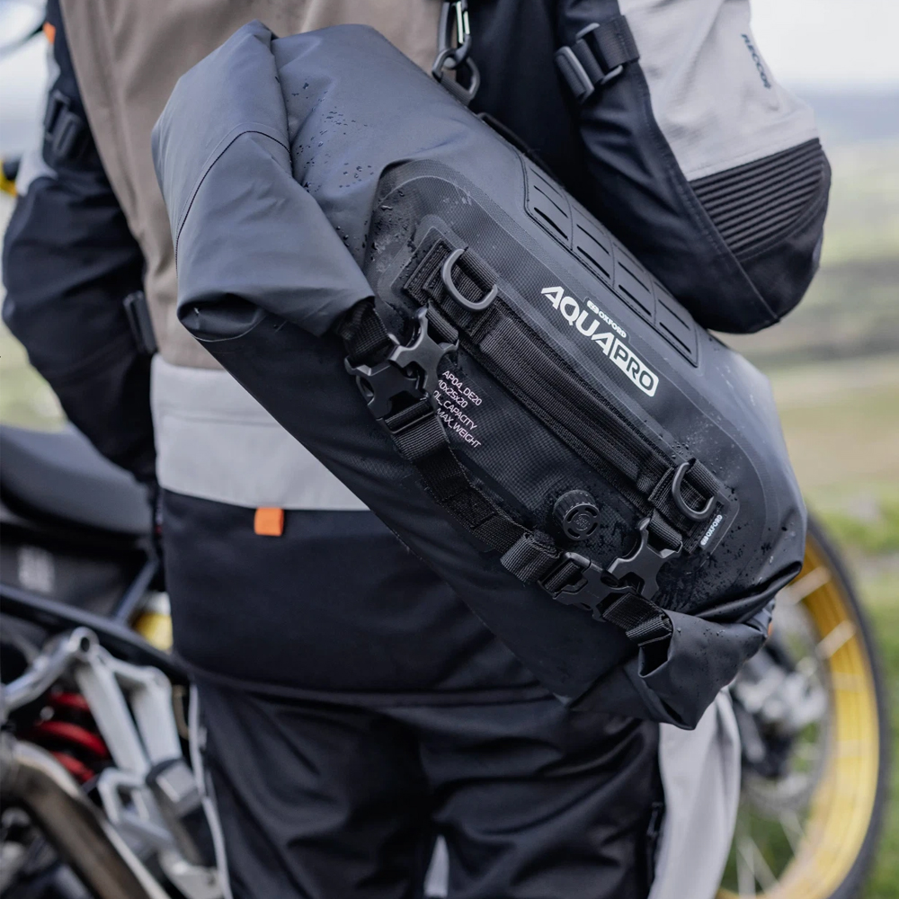 Oxford Aqua Pro DE-20 Roll Bag Black - Image 7
