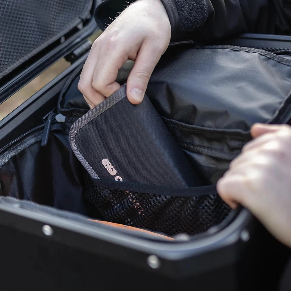 Oxford Roamer 10L Grab Bag Black - Image 10