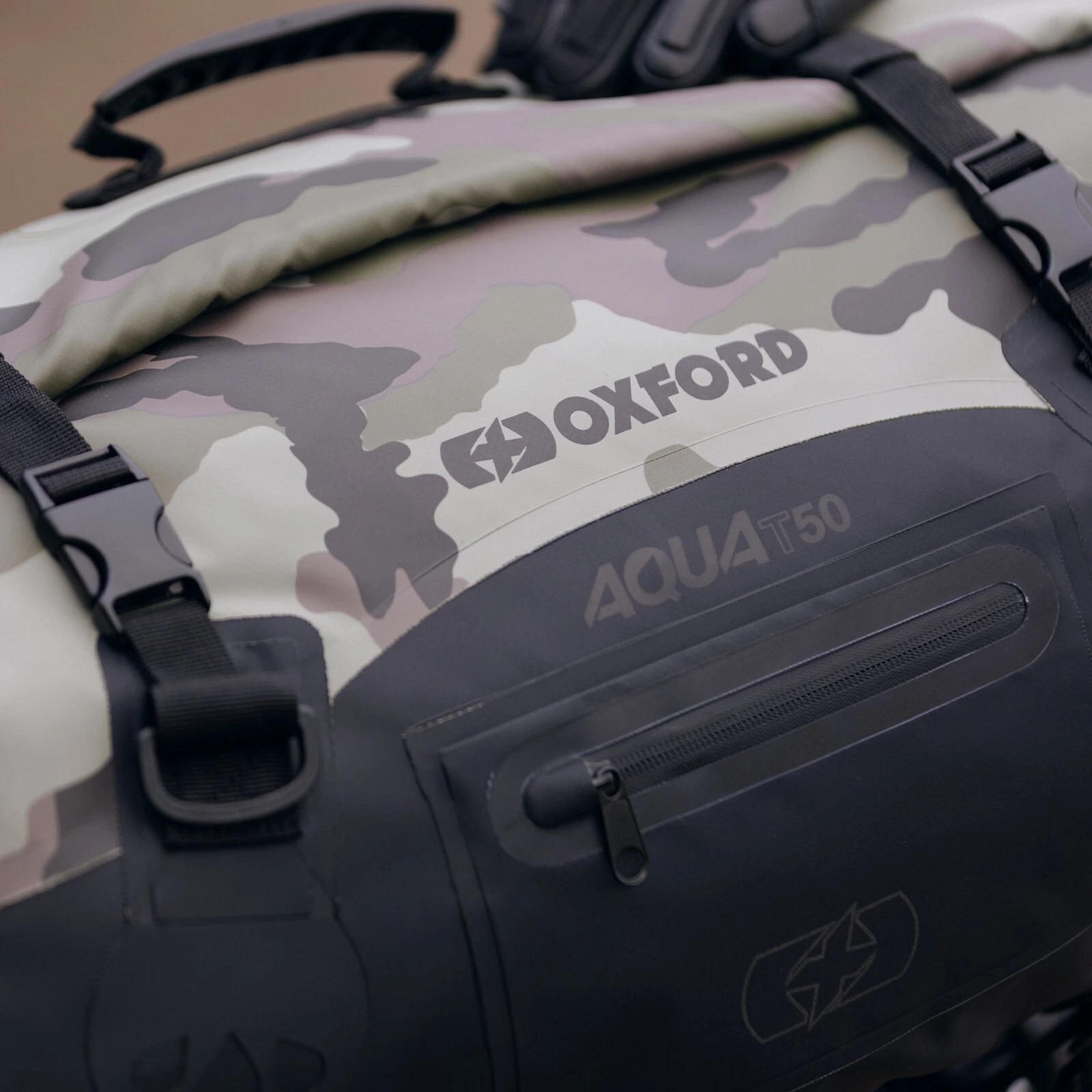 Oxford Aqua T-50 Roll Bag- Camouflage/Black - Image 5