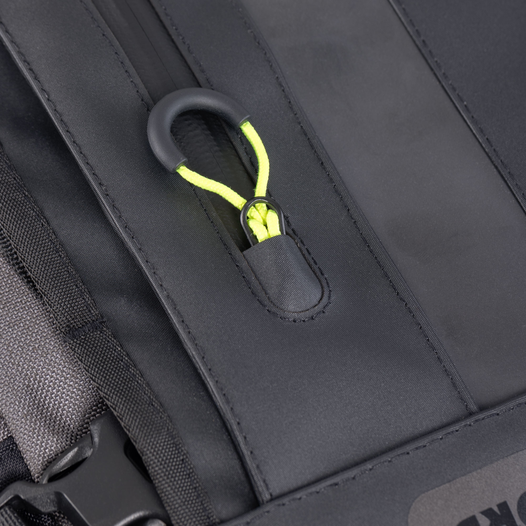 Oxford Atlas B-30 Advanced Backpack Charcoal/Black - Image 6