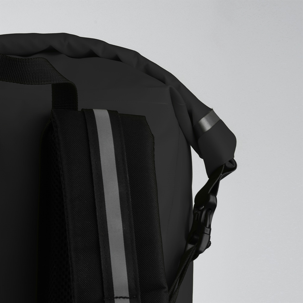 Oxford Aqua V 12 Backpack Black - Image 3