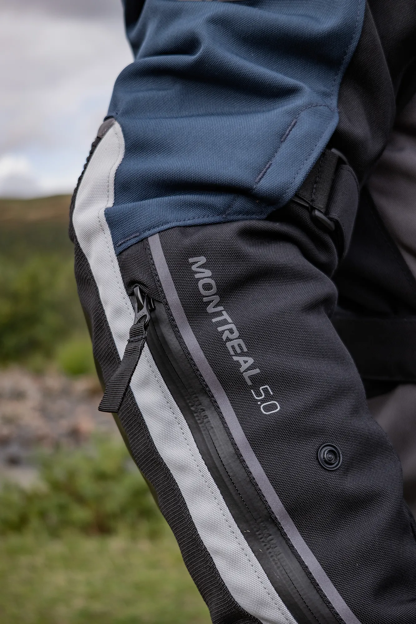 Oxford Montreal 5.0 MS Jacket Blue/Black/Grey - Image 13