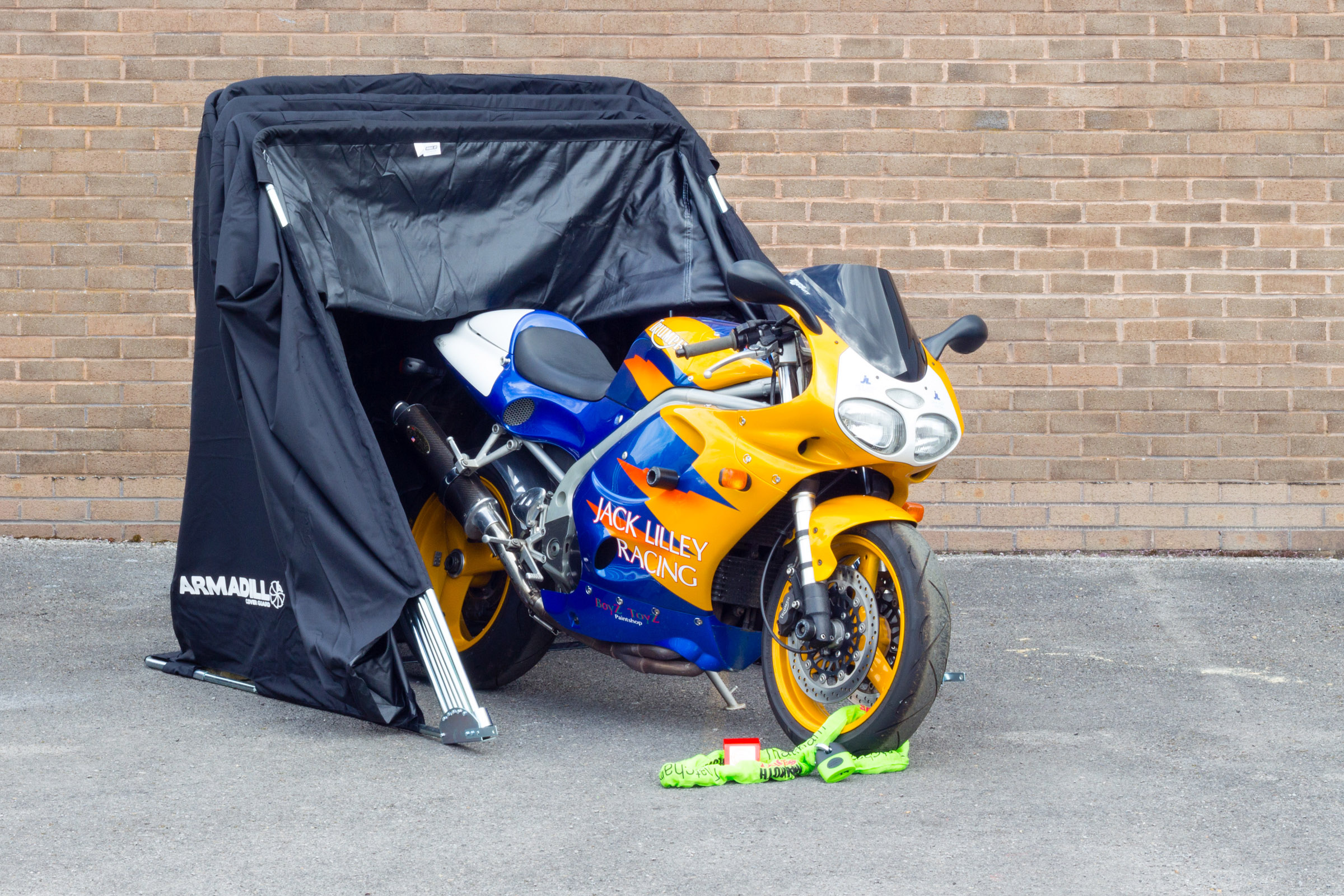Armadillo Motorcycle Garage Shelter - Large (345cm X 137cm X 190cm) - Image 5